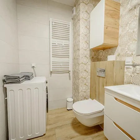 Stara Piekarnia - Kolobrzeska Ольштын